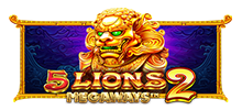 Los leones dorados están de vuelta en 5 Lions Megaways™ 2, donde cada ganancia con comodín en el juego base recibe un multiplicador aleatorio de hasta 100x! Activa los Giros Gratis con 3 o más scatters y elige entre 8 opciones de bonificación, combinando hasta 25 giros con comodines de hasta 100x. Durante la función, aparecen Monedas de Nivel — al reunir 3, ganas más giros y se eliminan los multiplicadores más bajos. ¡Alcanzando el Nivel 4, solo se siguen acumulando giros!